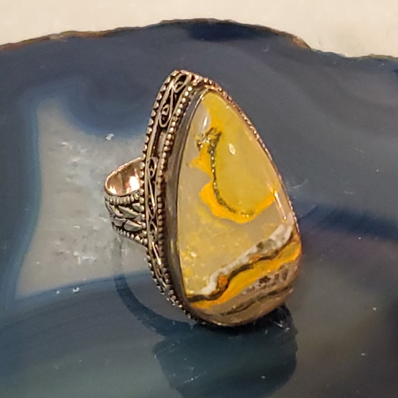 Jewelry - 🌻 BUMBLEBEE JASPER RING - A positive and upbeat attitude